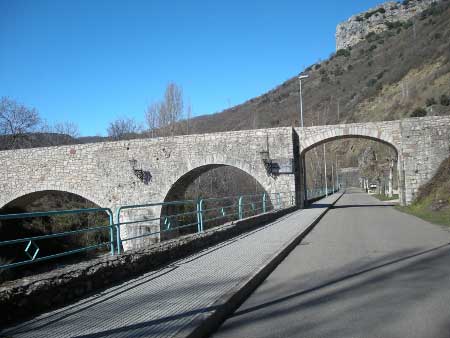Acueducto El Encañao La Robla (León)