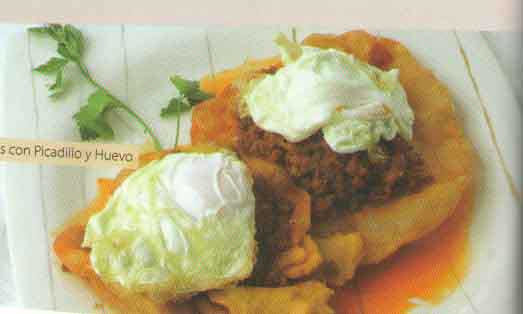 Tortos con huevois t picadillo (Asturias)
